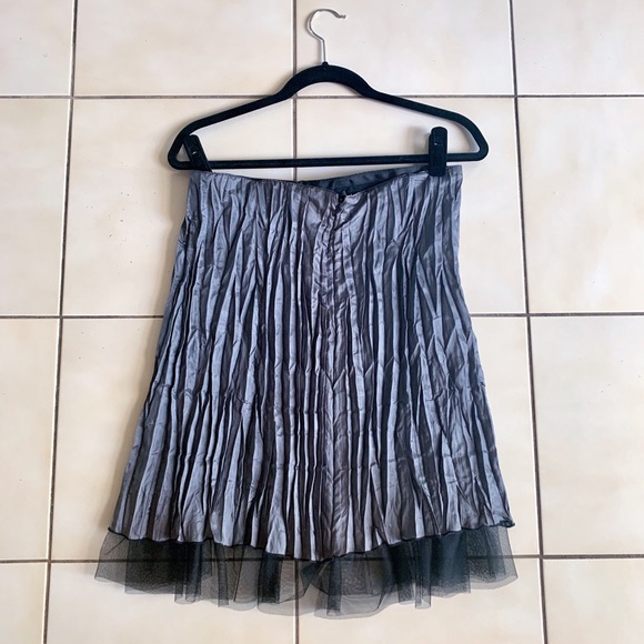 Beluva crinkle skirt - Picture 2 of 2